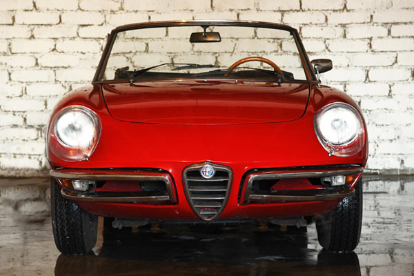Alfa Romeo Spider 1967 - Sorrento Car Rent